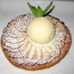 Apple tart with vanilla ice cream