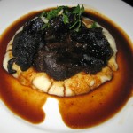 Carrilleras de buey al vino tinto: beef cheeks braised in red wine, potato puree and chervil