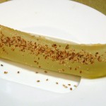 Compressed melon with sesame seeds