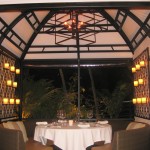 Restaurant booth
