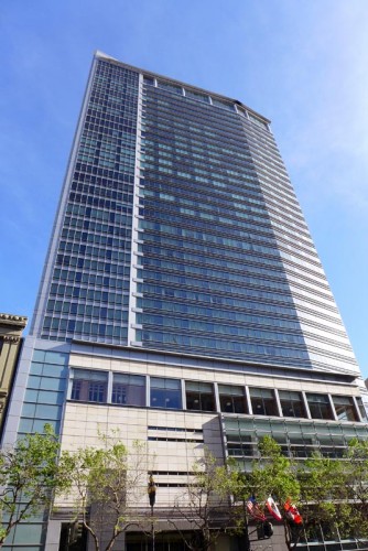 The tower of the Four Seasons Hotel San Francisco