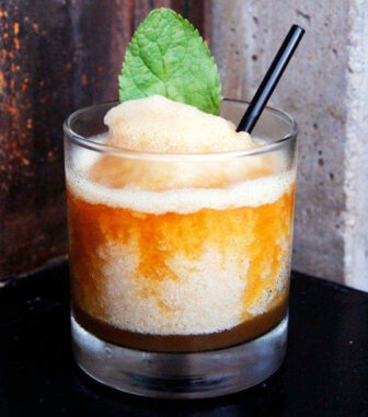 Dark'n Stormy Cocktail
