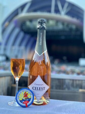 Caviar champagne pairing
