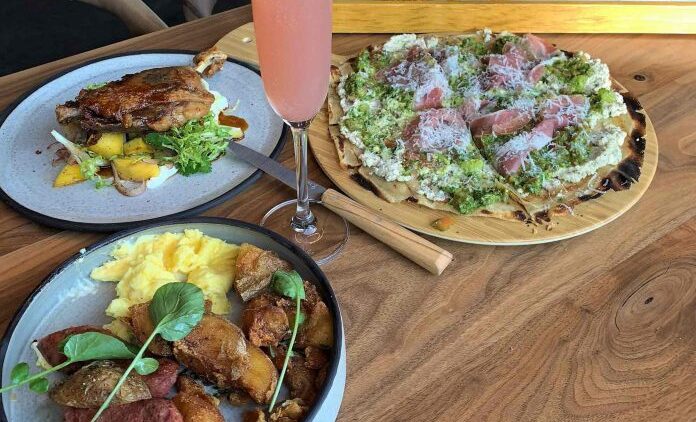 Brunch Tesse Restaurant