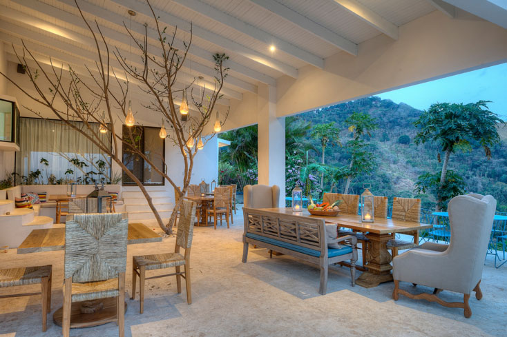 Exterior dining room