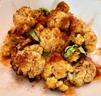 Detox cauliflower with paprika