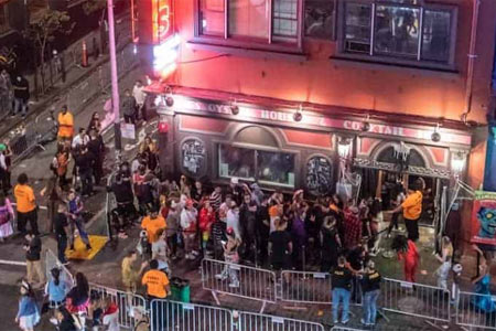 Adult Trick 'R Treating Pub Crawl
